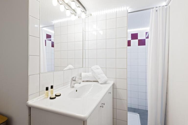 Guestready - Superb Apt In The Heart Of Лион Екстериор снимка